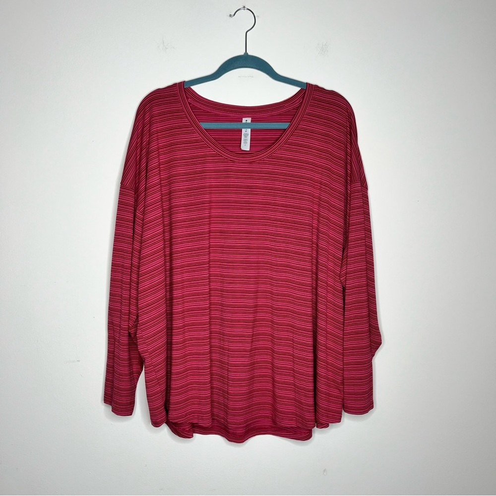 Athleta Size 3x Cloudlight Stratus Red Striped Tunic Long Sleeve Workout